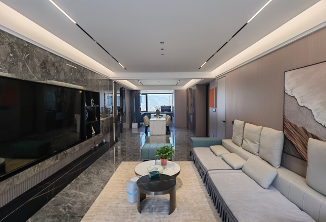 Sintered Stein Hintergrund Wandgrill Aluminium Rahmen Glastür TV -Schrank